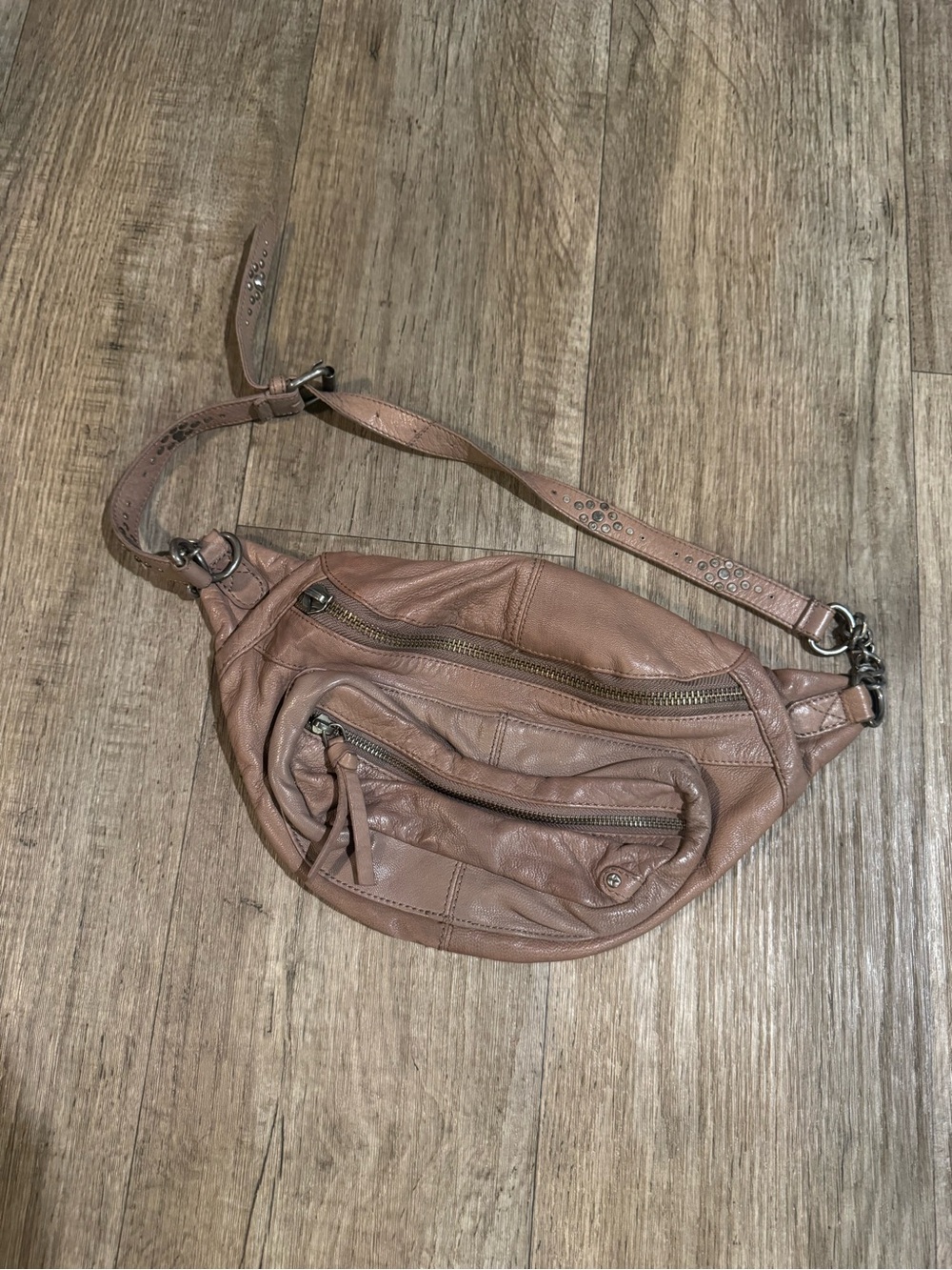 Leather Crossbody Belt Bag in Mink